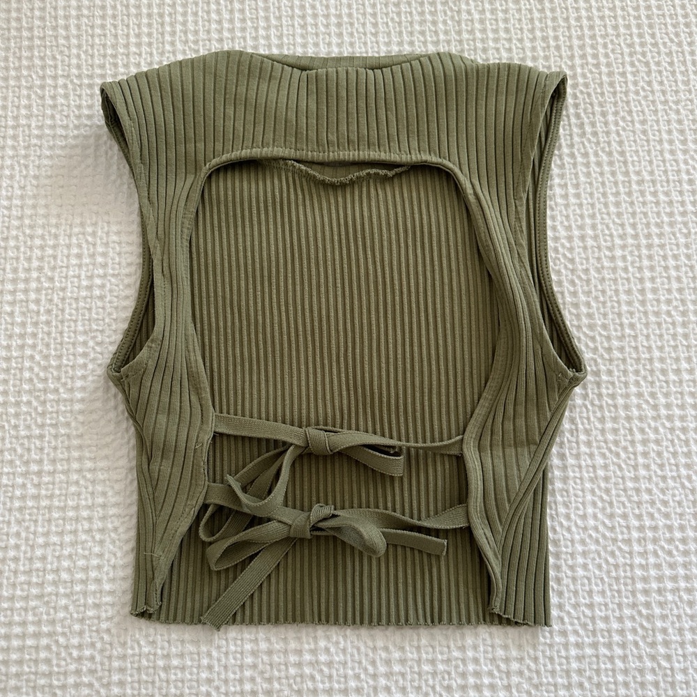 Zara backless top - Size small